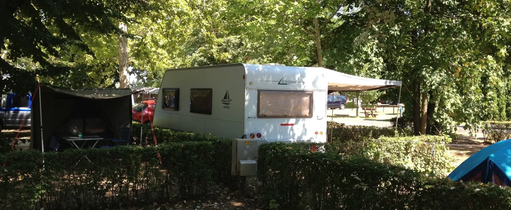 Thermal Camping und Bad