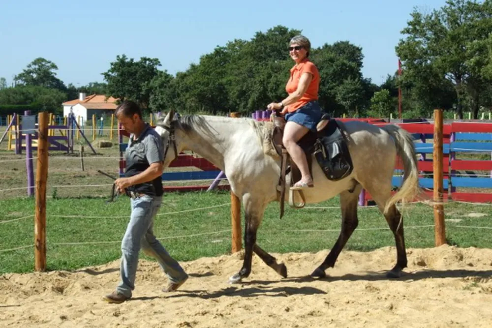 Camping Les P'tites Maisons dans la prairie
