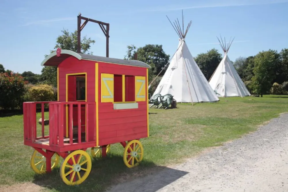 Camping Les P'tites Maisons dans la prairie