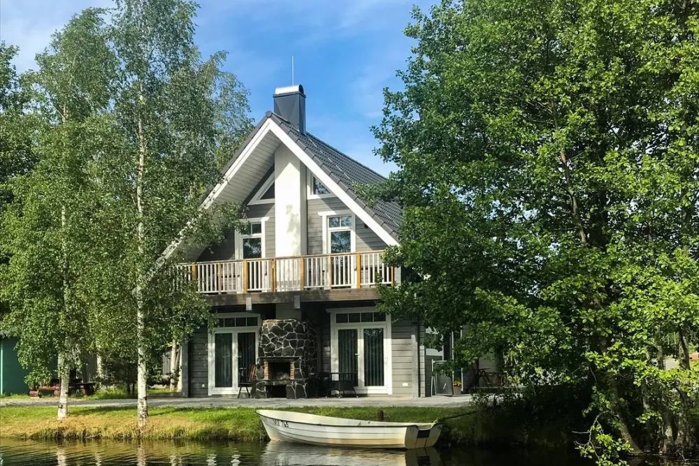 Ermistu Holiday Village