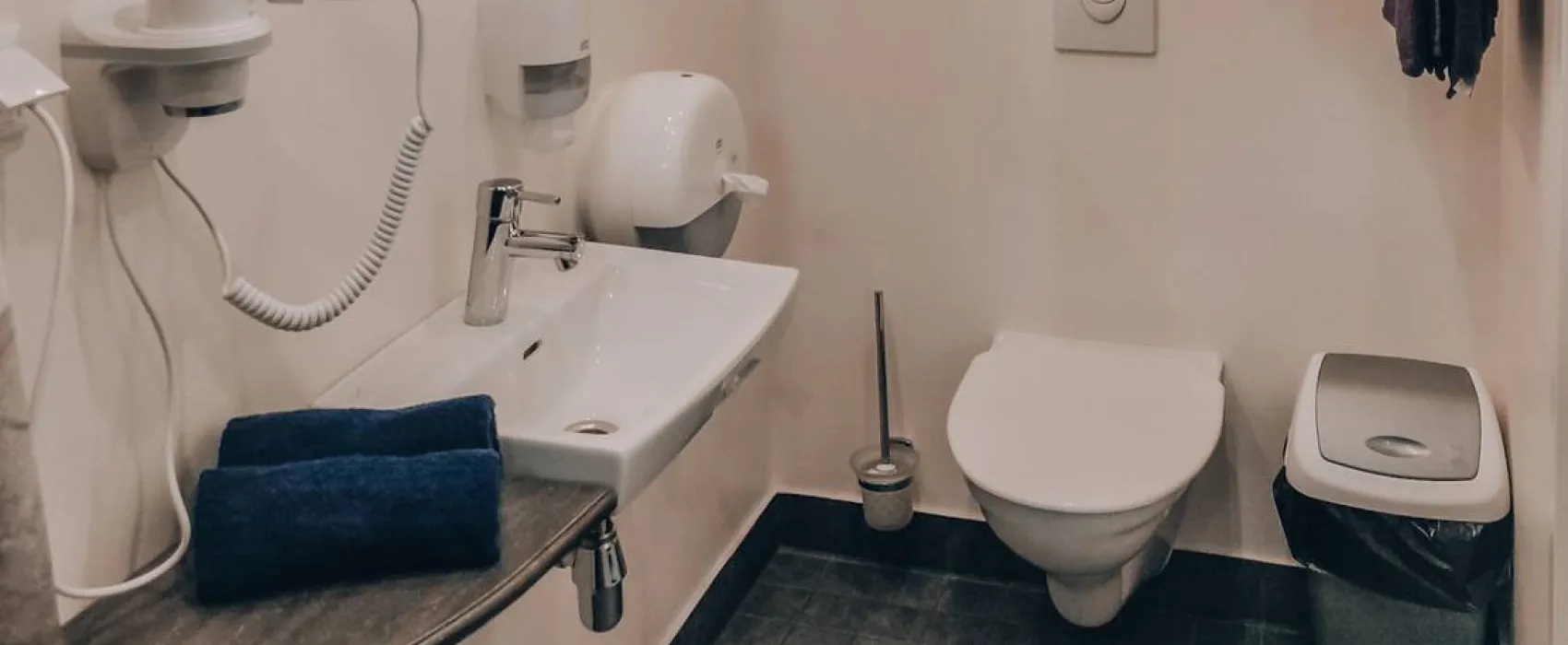 Ermistu Holiday Village