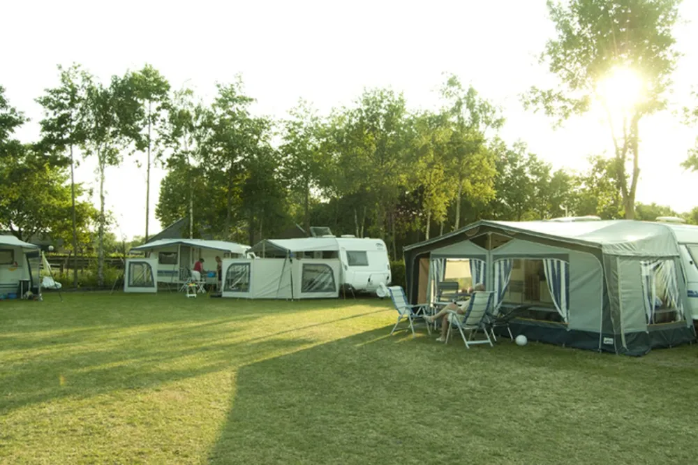 Plattelandscamping De Buiten Bij (Bizzy Recreatie)