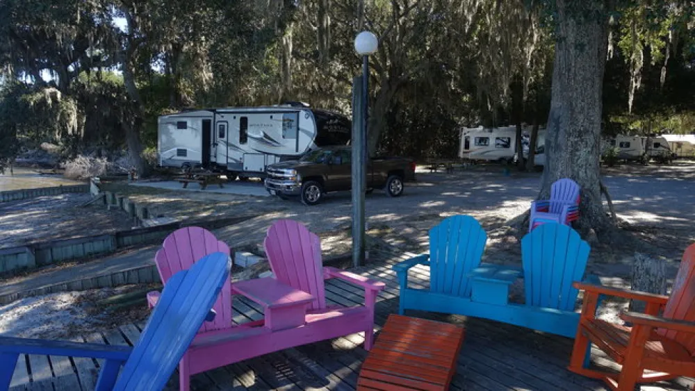 Bay Breeze RV on the Bay
