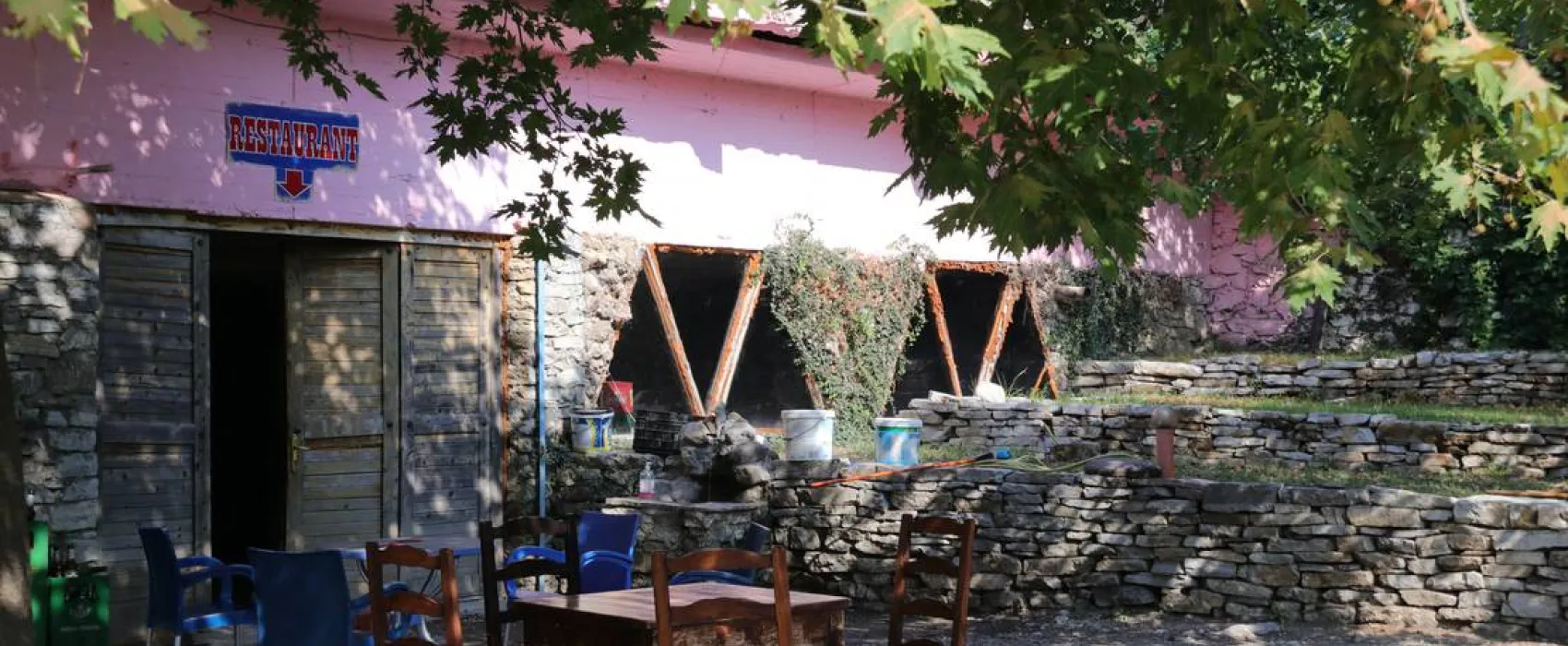 Natura Bar Restaurant Camping