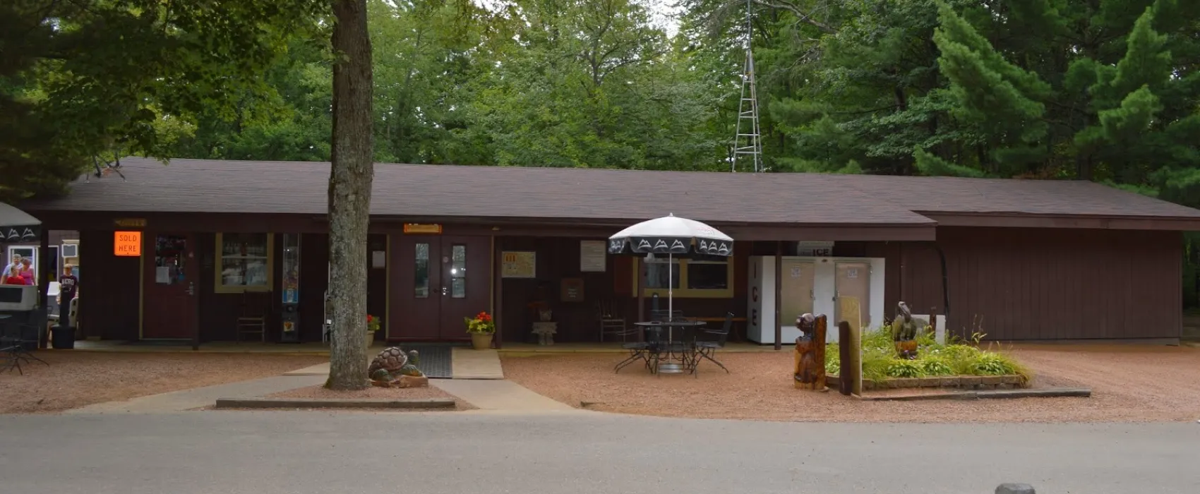 Pineland Camping Park