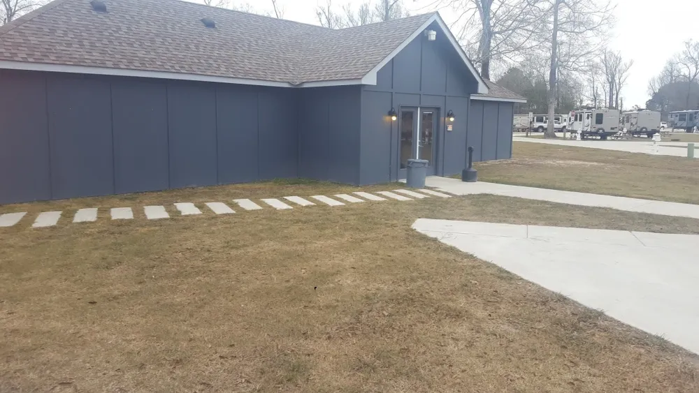 Reunion Lake RV Resort