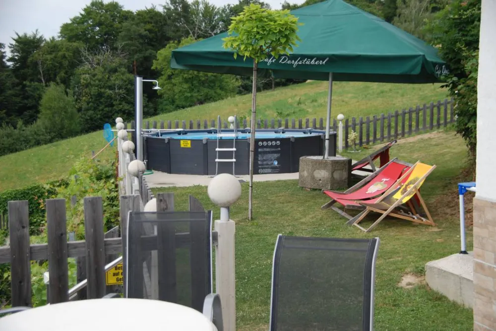 Weinberg-.Naturpark-.Panoramacamping Sausalerland