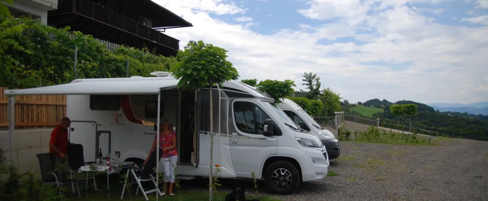 Weinberg-.Naturpark-.Panoramacamping Sausalerland