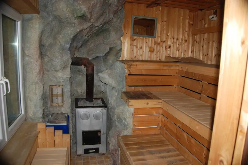 Weinberg-.Naturpark-.Panoramacamping Sausalerland