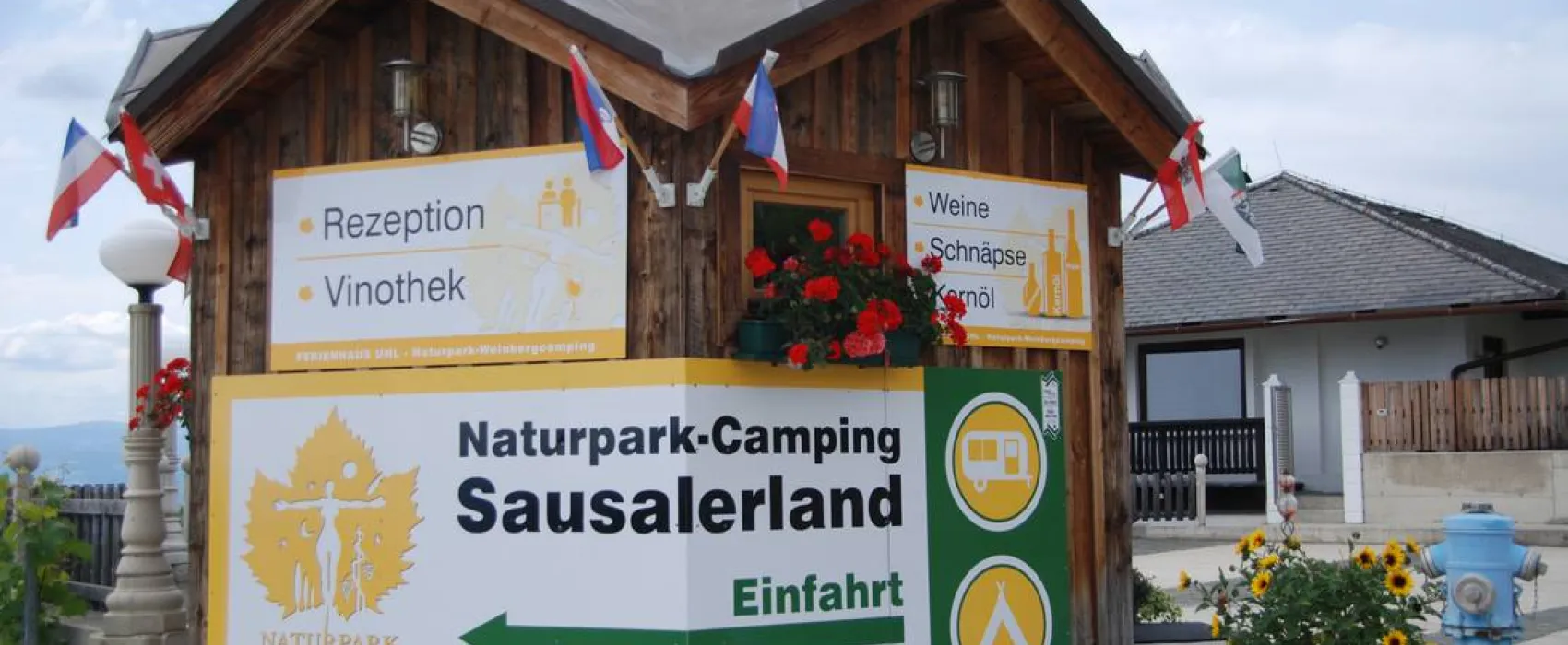 Weinberg-.Naturpark-.Panoramacamping Sausalerland