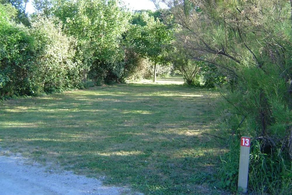 Camping A L'ombre Des Oliviers