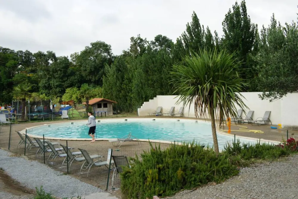 Camping A L'ombre Des Oliviers