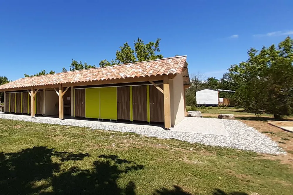 Camping Les Myotis ***