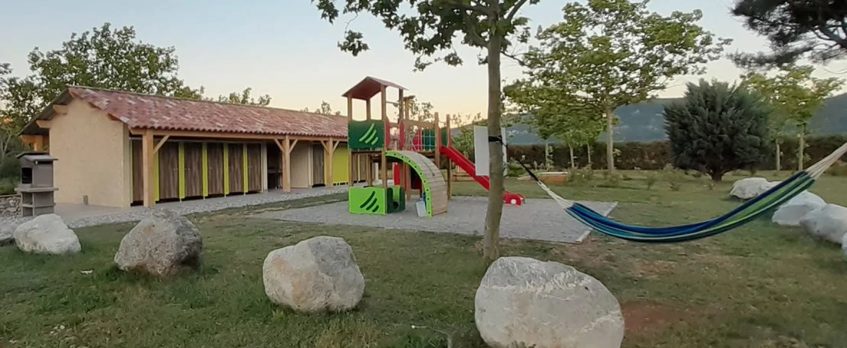 Camping Les Myotis ***