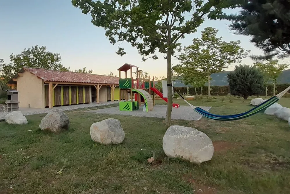 Camping Les Myotis ***