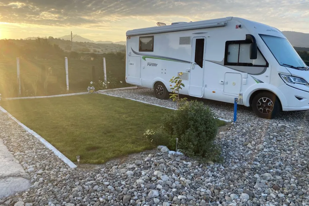 Sunny Paradise Campsite