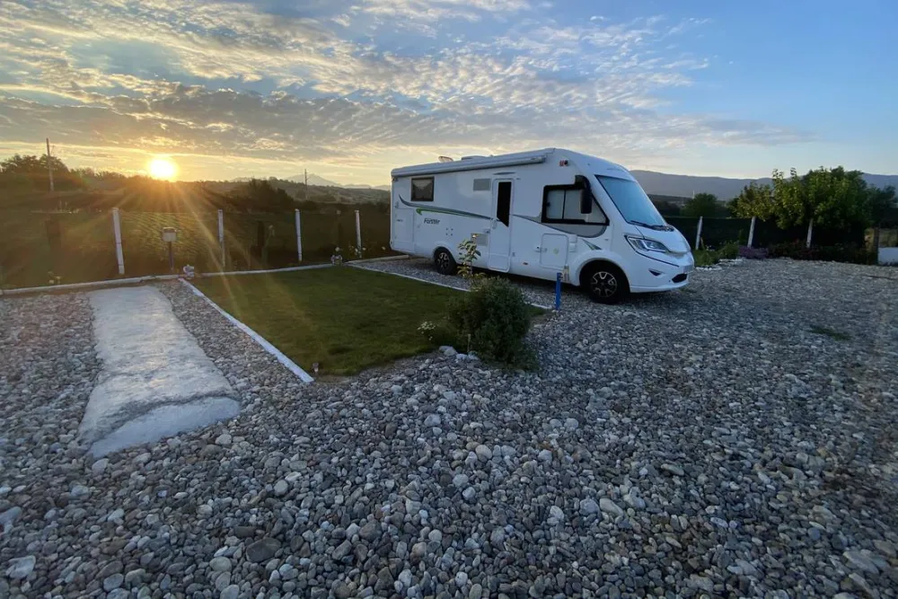 Sunny Paradise Campsite