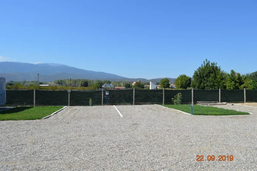 Sunny Paradise Campsite