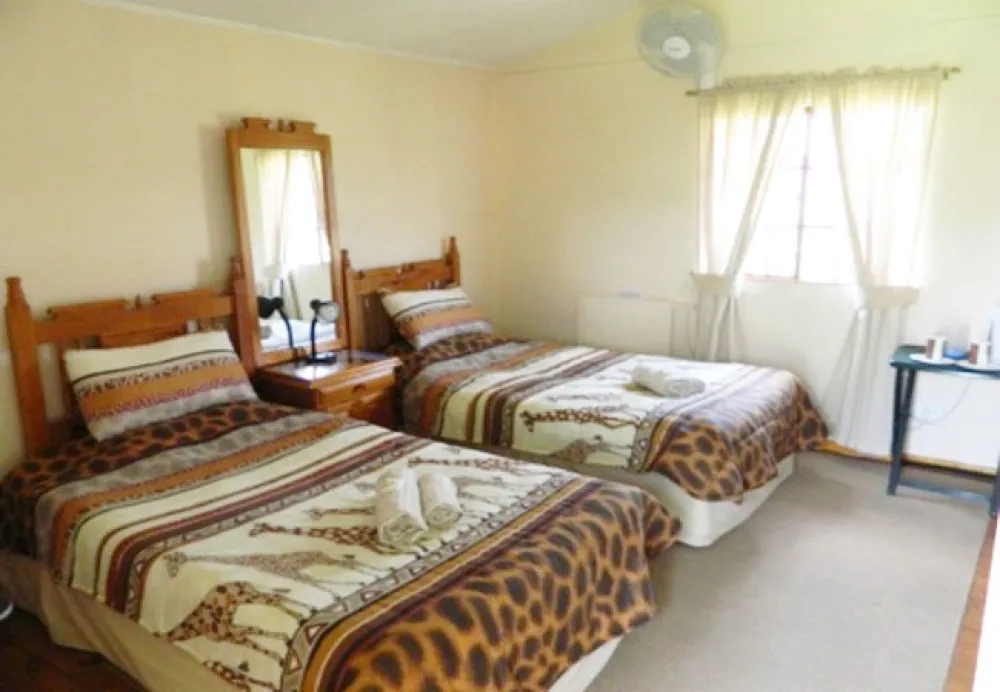 Airport En Route Travel Lodge and Campsite