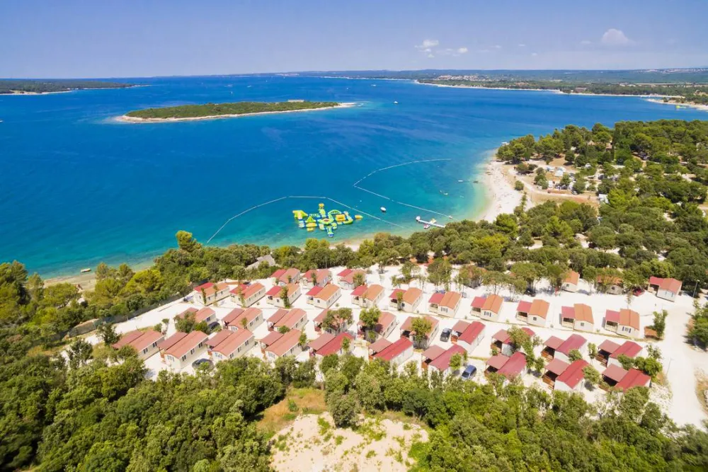 Brioni Sunny Camping