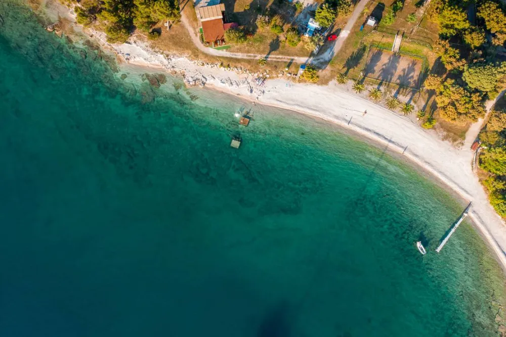 Brioni Sunny Camping