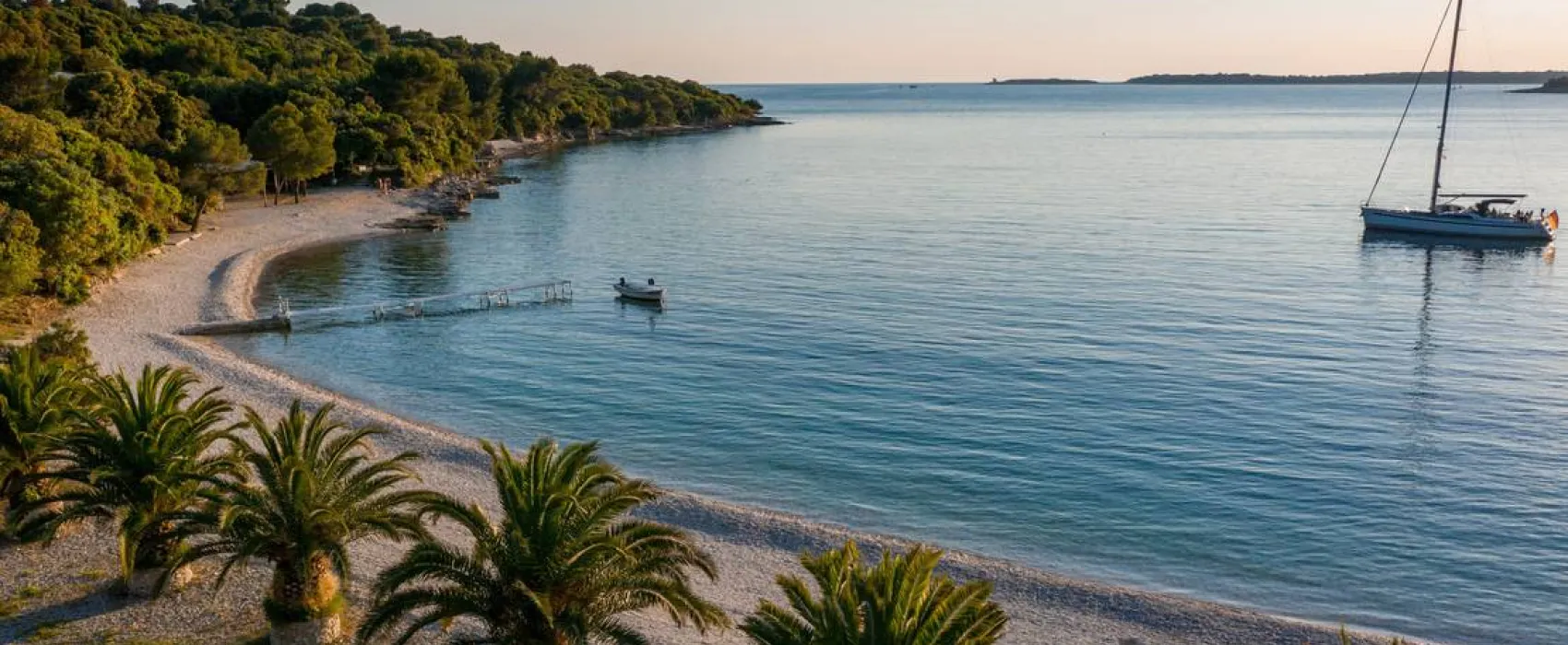 Brioni Sunny Camping