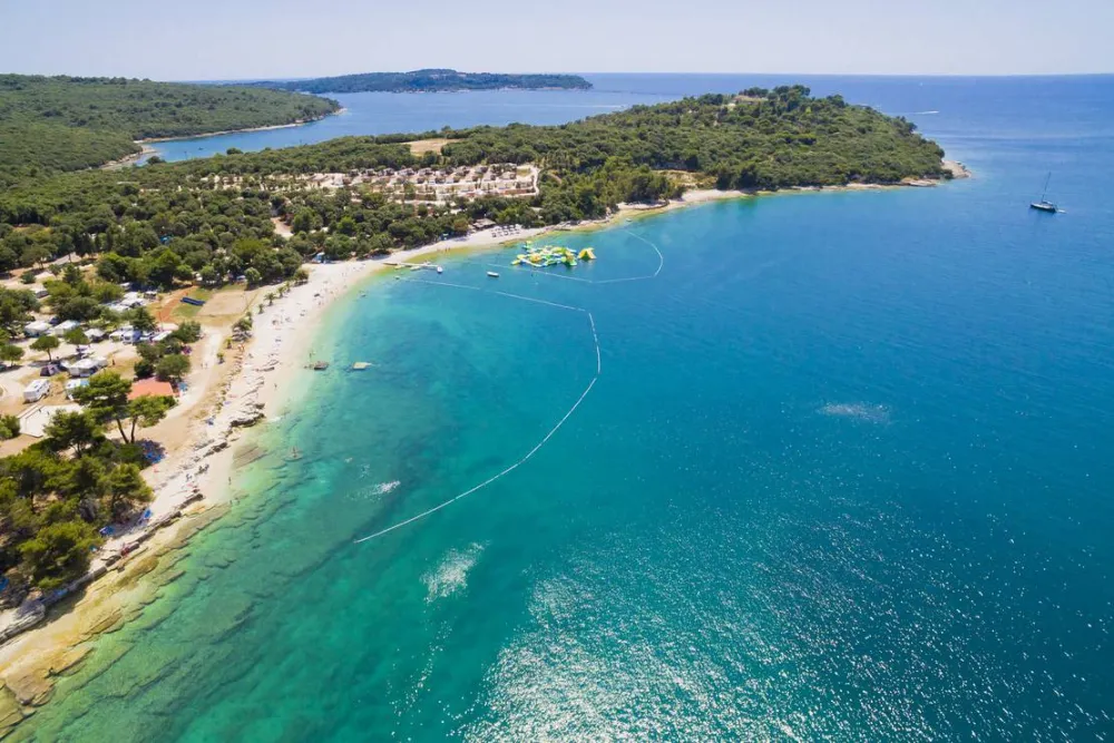 Brioni Sunny Camping