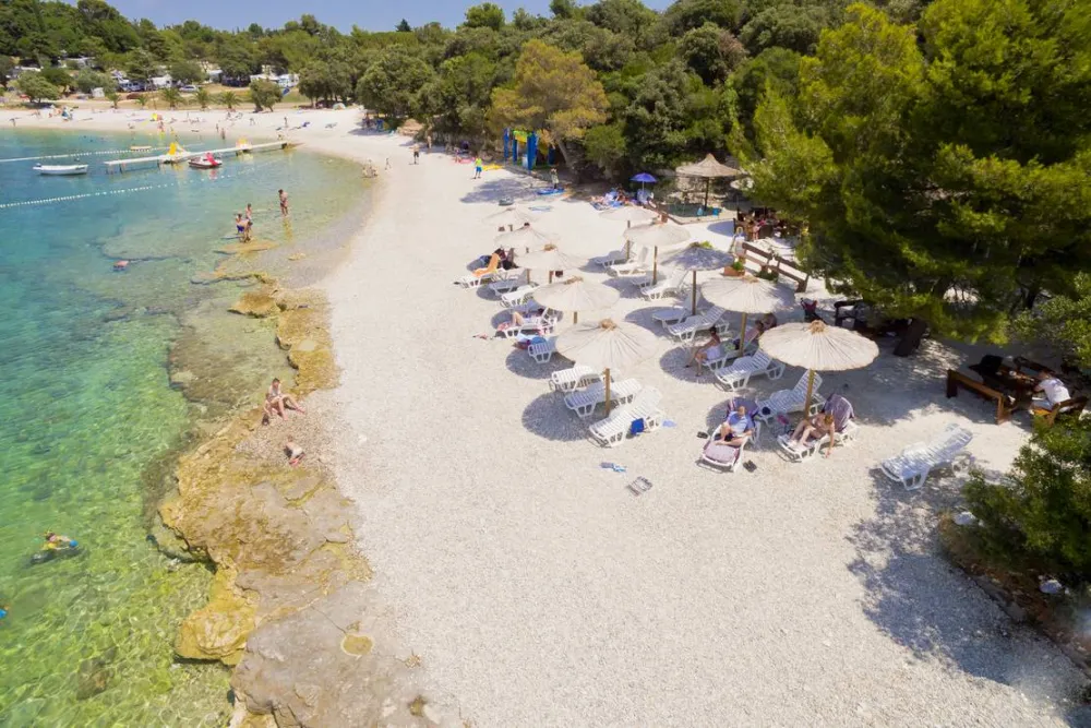 Brioni Sunny Camping