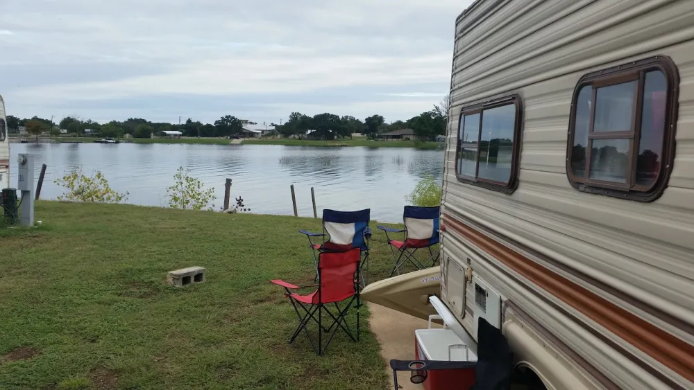 Poppy's Pointe Resort