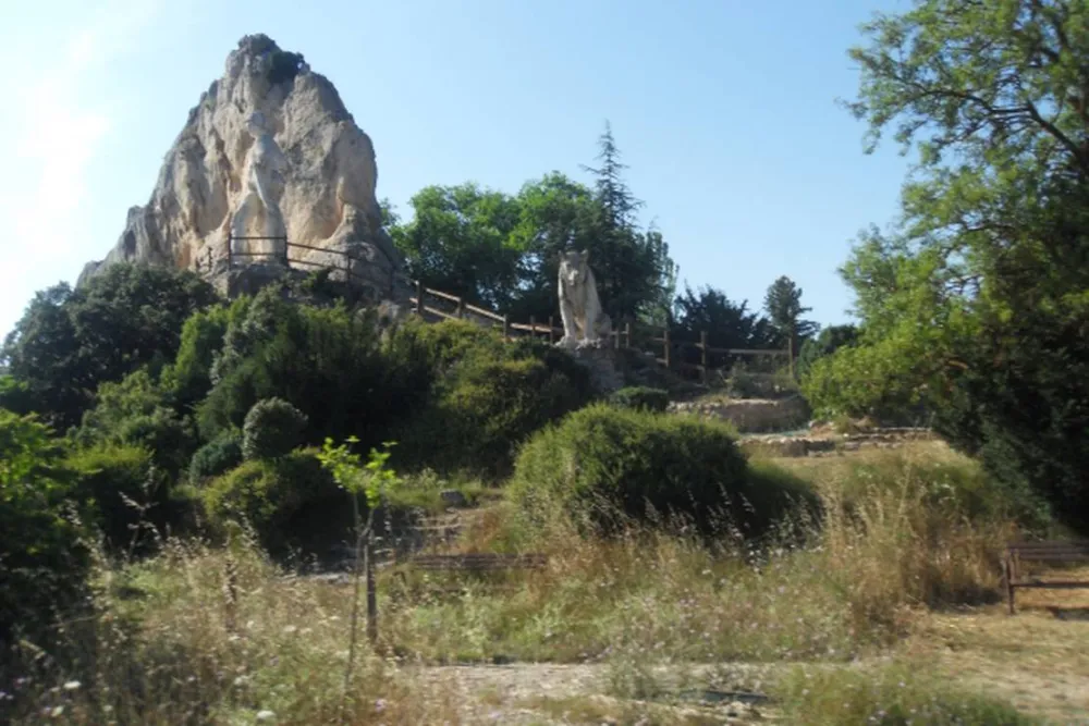 Camping Monumento Al Pastor