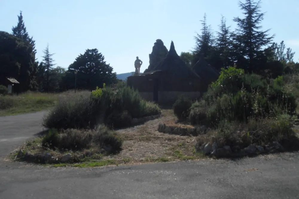 Camping Monumento Al Pastor