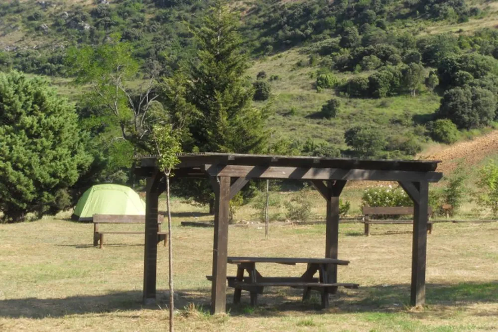 Camping Monumento Al Pastor