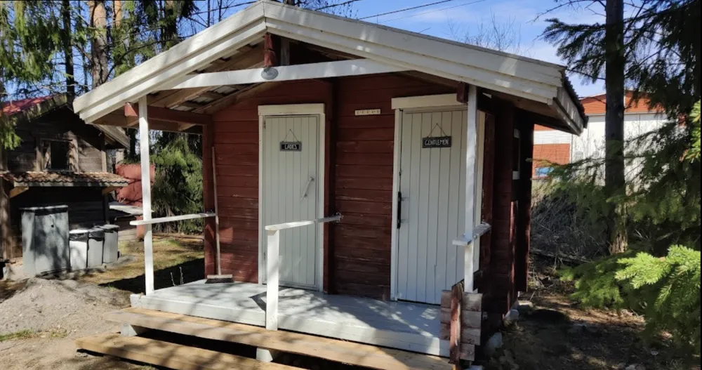 Eläinpuiston matkaparkki