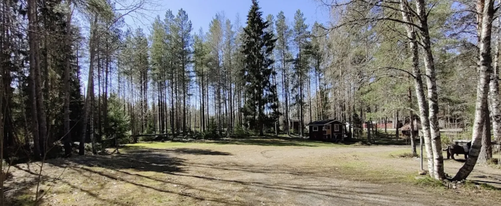 Eläinpuiston matkaparkki