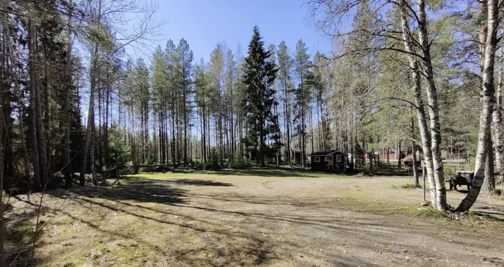 Eläinpuiston matkaparkki