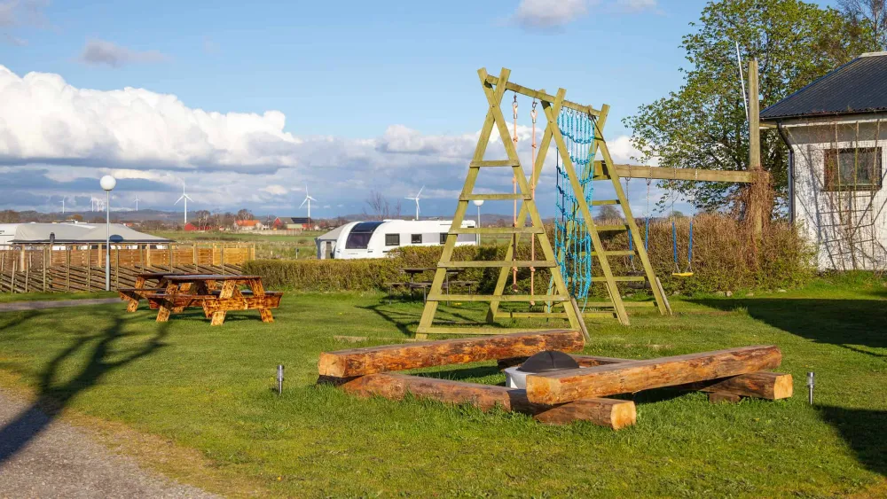 Rödlix Vandrarhem & Camping