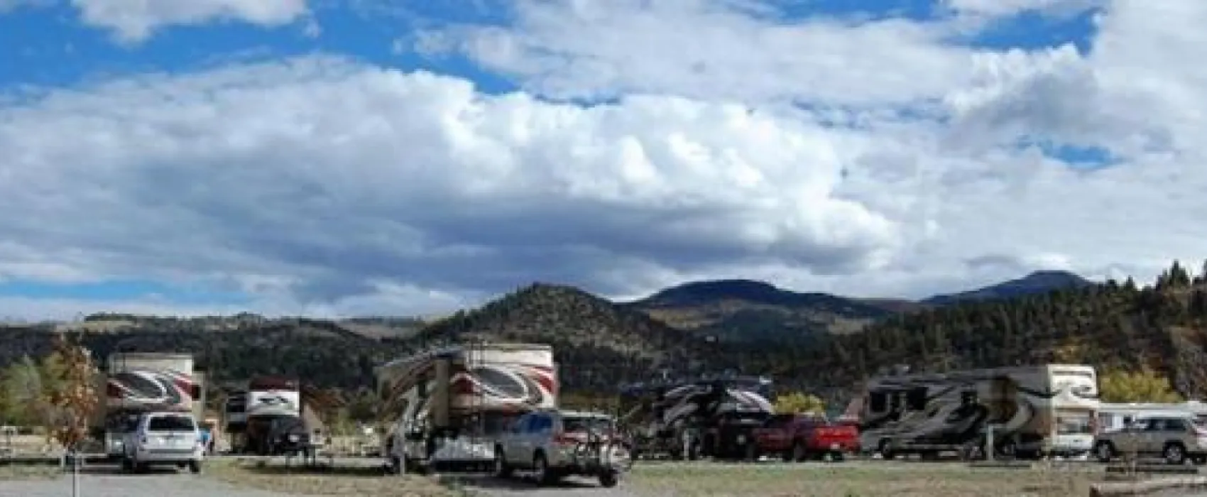 Peacock Meadows Riverside RV Park