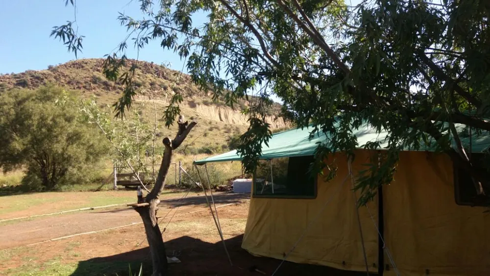 Kloofeind Caravan Lodge & Backpackers