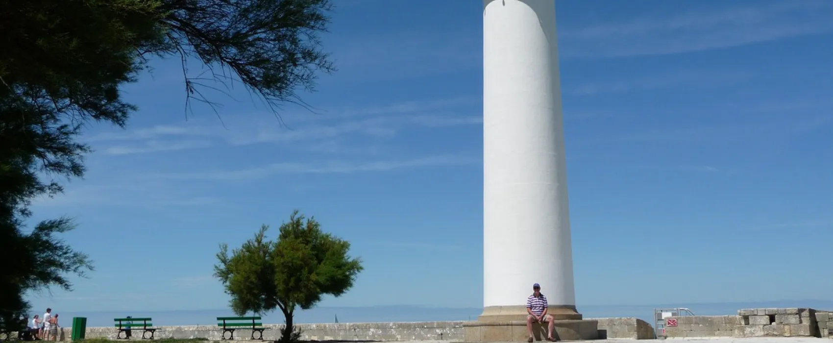 Au Petit Port de l' Houmeau