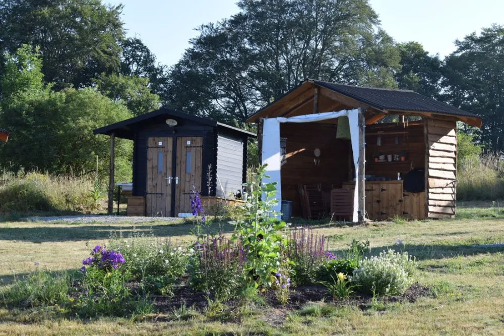 Domaine des Rêves (  Roulottes + Camping nature )