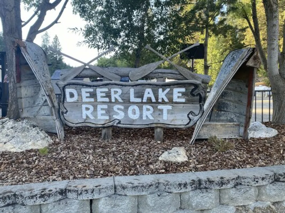 Deer Lake Resort