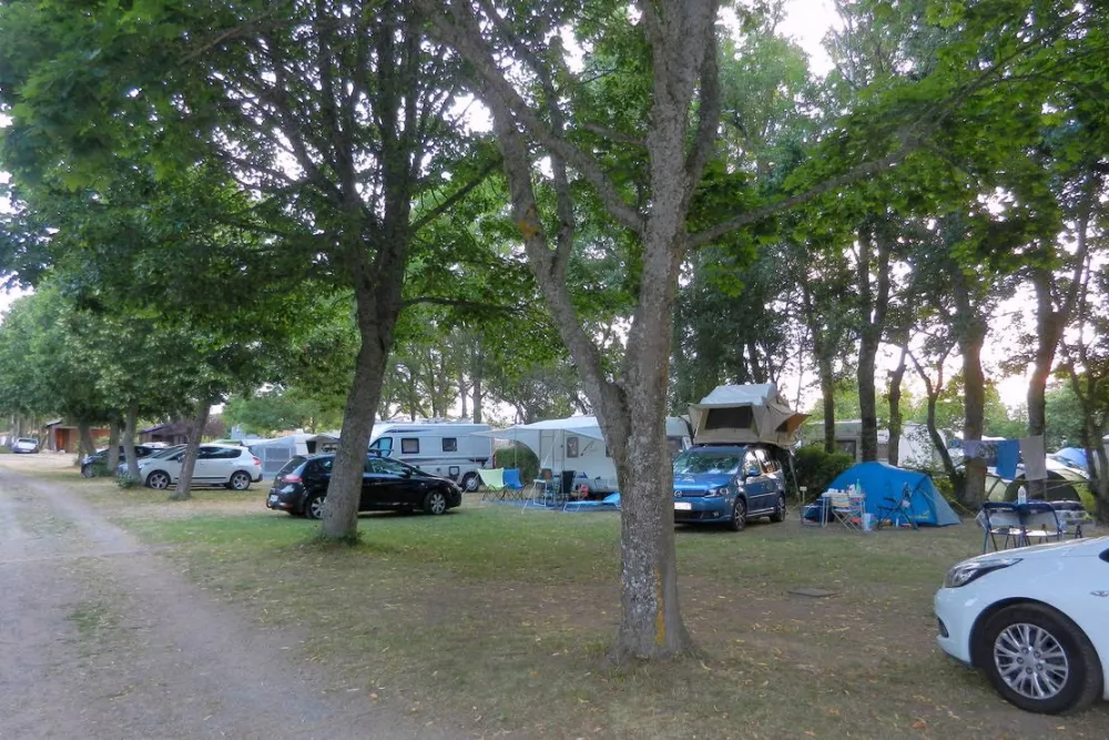 Camping du Colombier ***