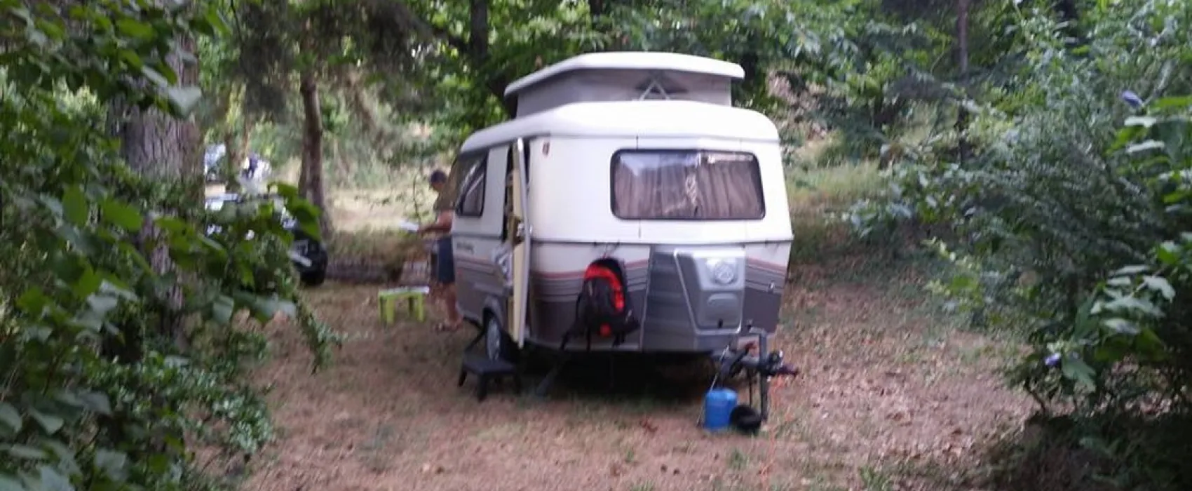 AIRE NATURELLE DE CAMPING LES CERISIERS