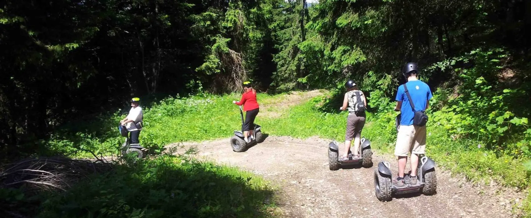 AIRE NATURELLE DE CAMPING LES CERISIERS