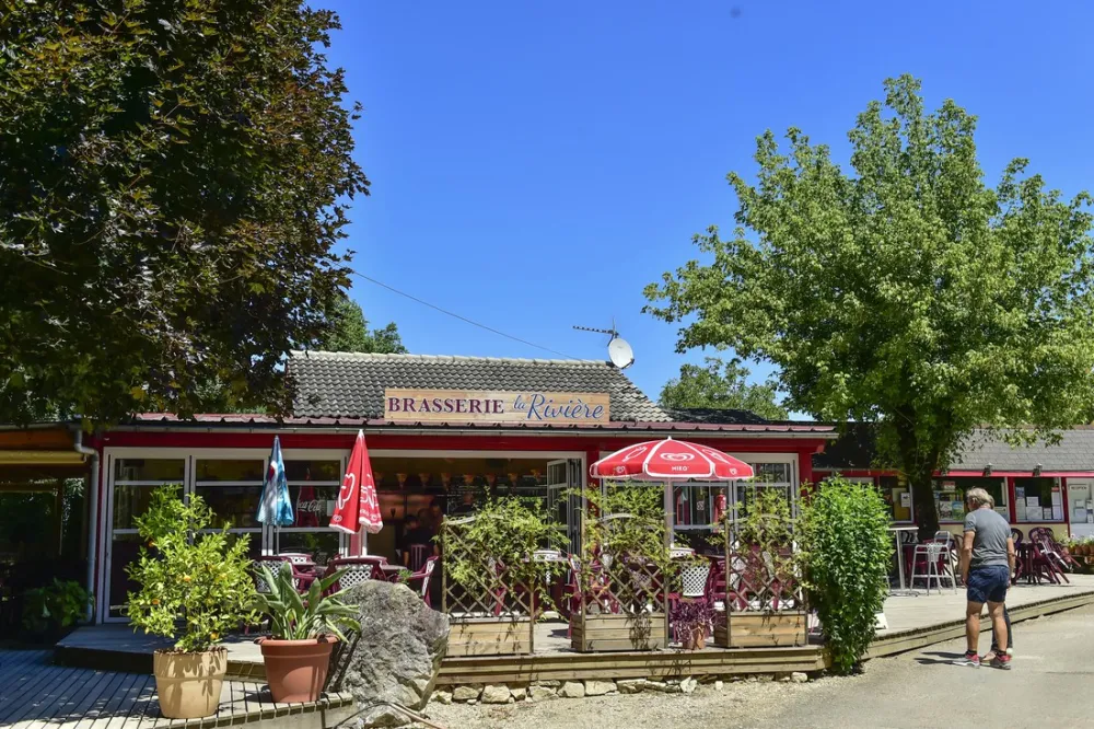 La Rivi&egrave;re Lacave