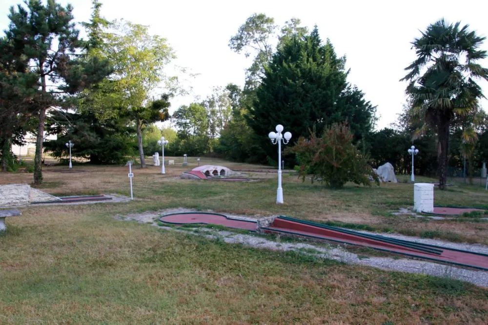 Camping Au Fil De L'eau