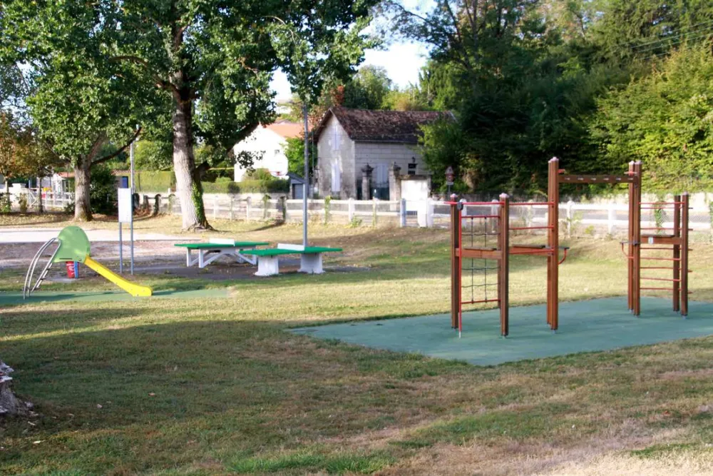 Camping Au Fil De L'eau
