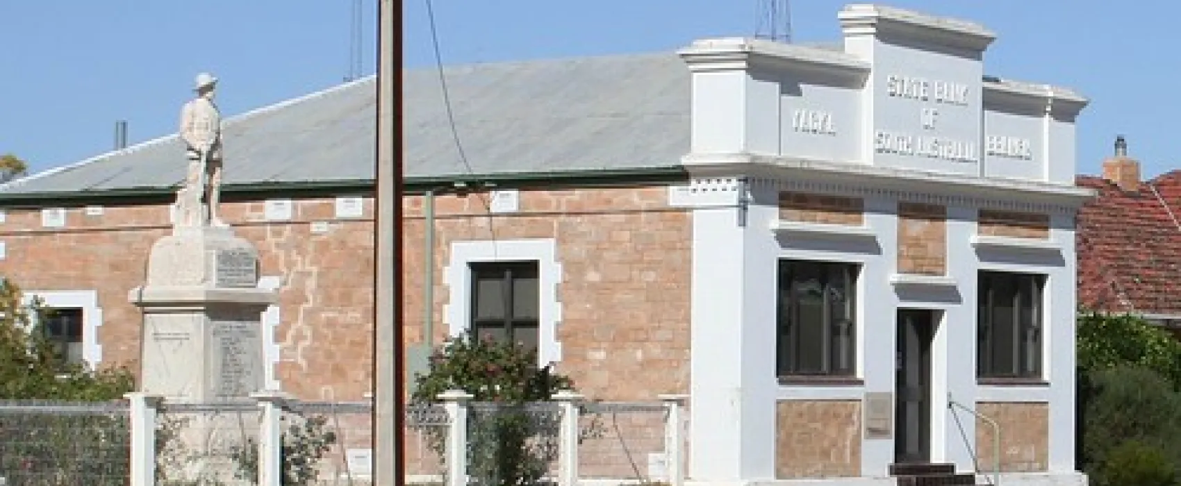 Yakkamoorundie Park at Yacka Campground