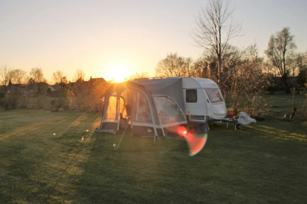 Mini Caming Jachtlusthoeve