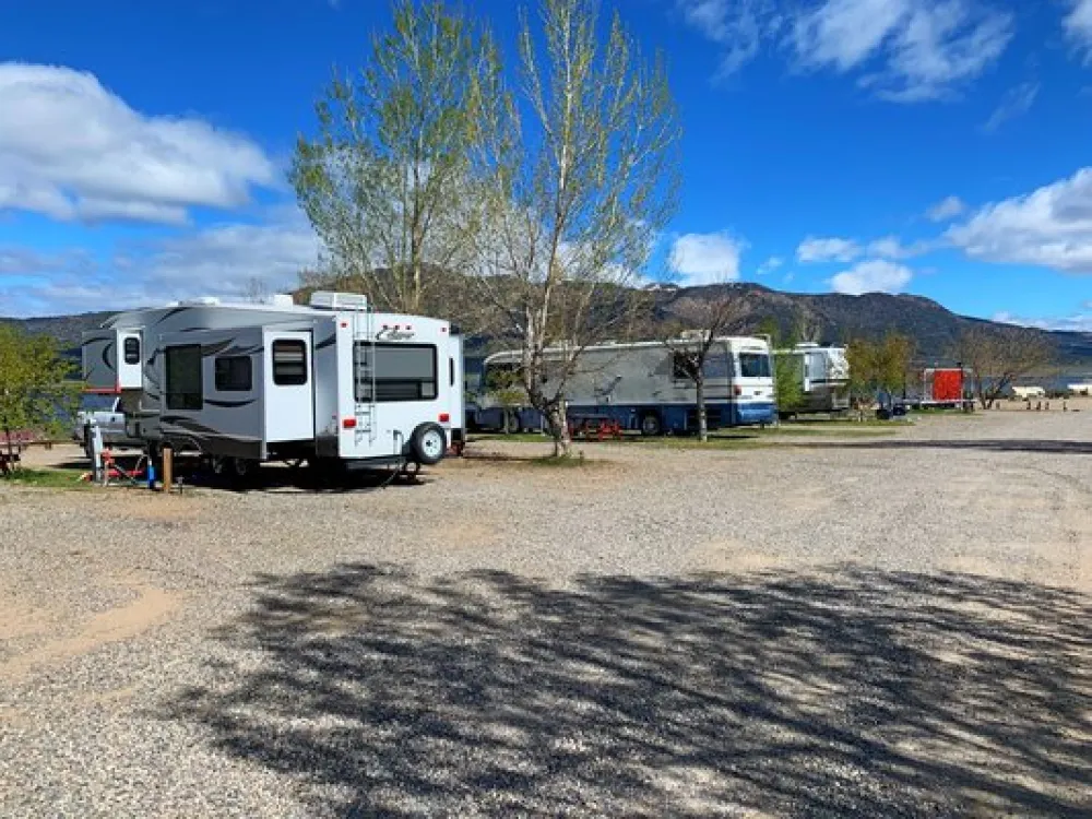 Bridgeport Reservoir RV Park & Marina